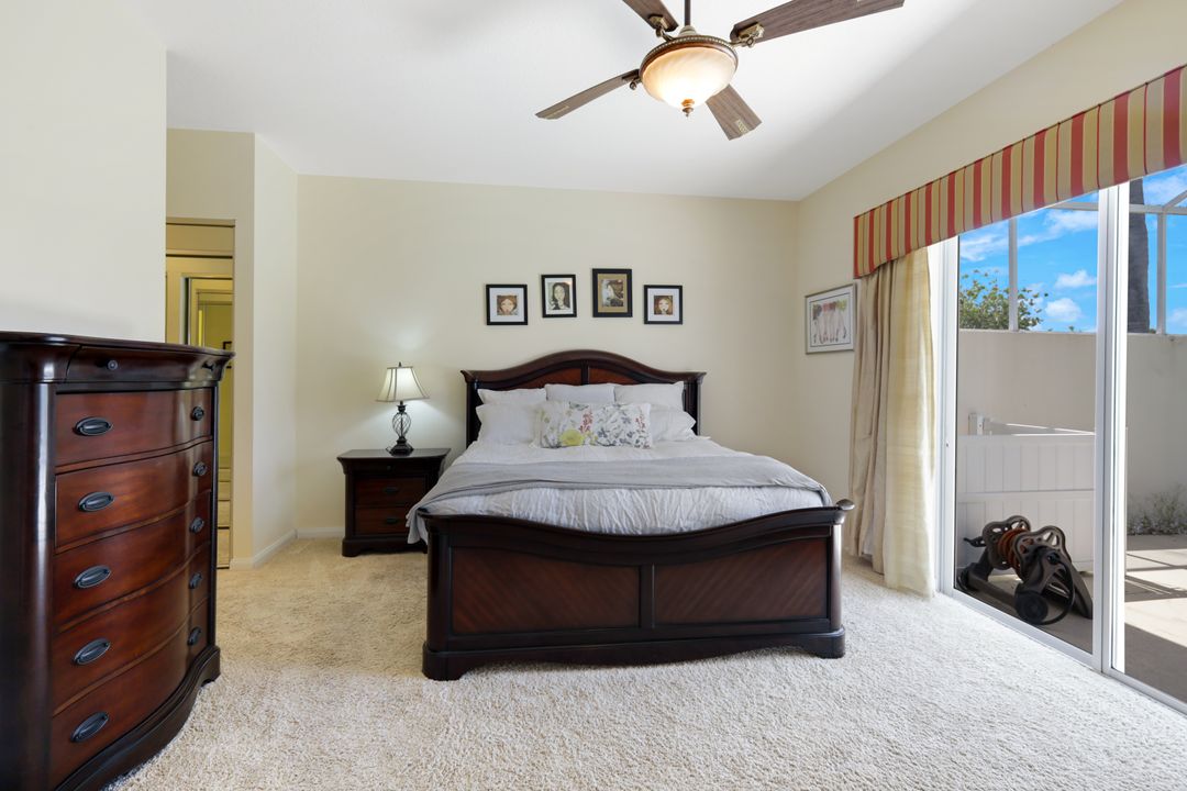 5848 Ferrara Dr, Sarasota, FL 34238