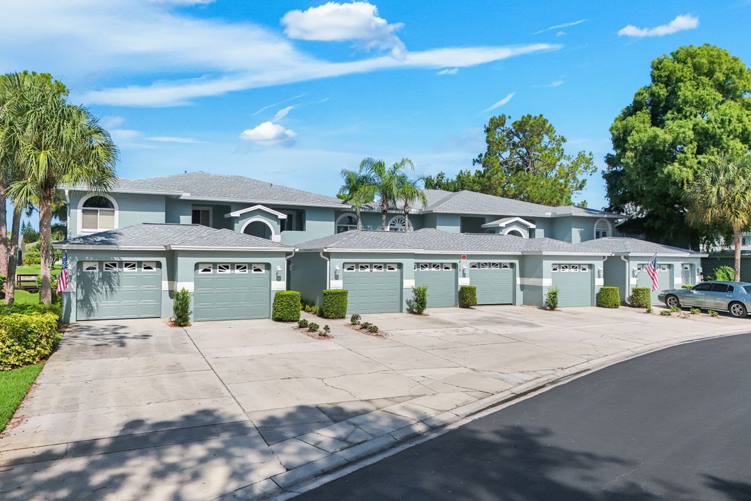 810 New Waterford Dr #203, Naples, FL 34104