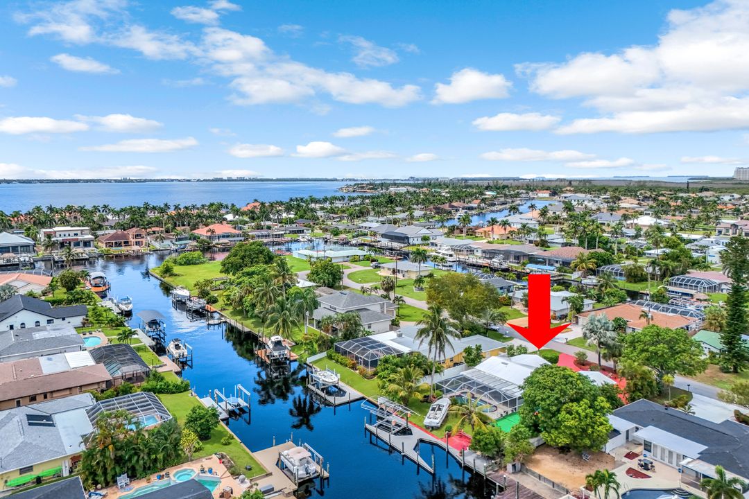 5333 Cocoa Ct, Cape Coral, FL 33904