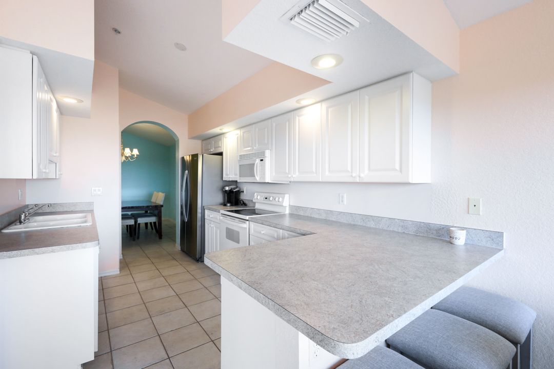 291 Lenell Rd #8C, Fort Myers Beach, FL 33931