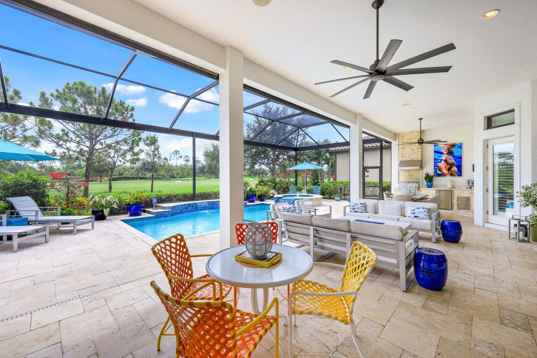 8668 Amour Ct, Naples, FL 34119