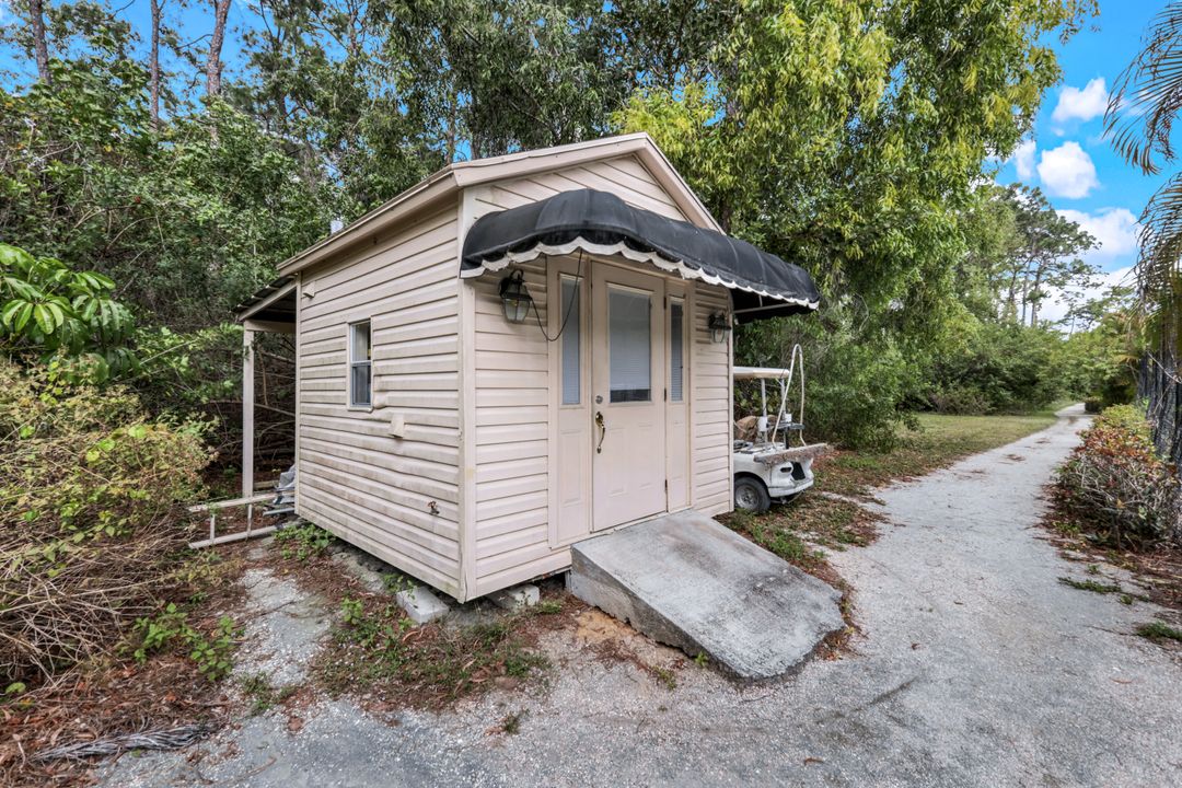 2861 Santa Barbara Blvd, Naples, FL 34116