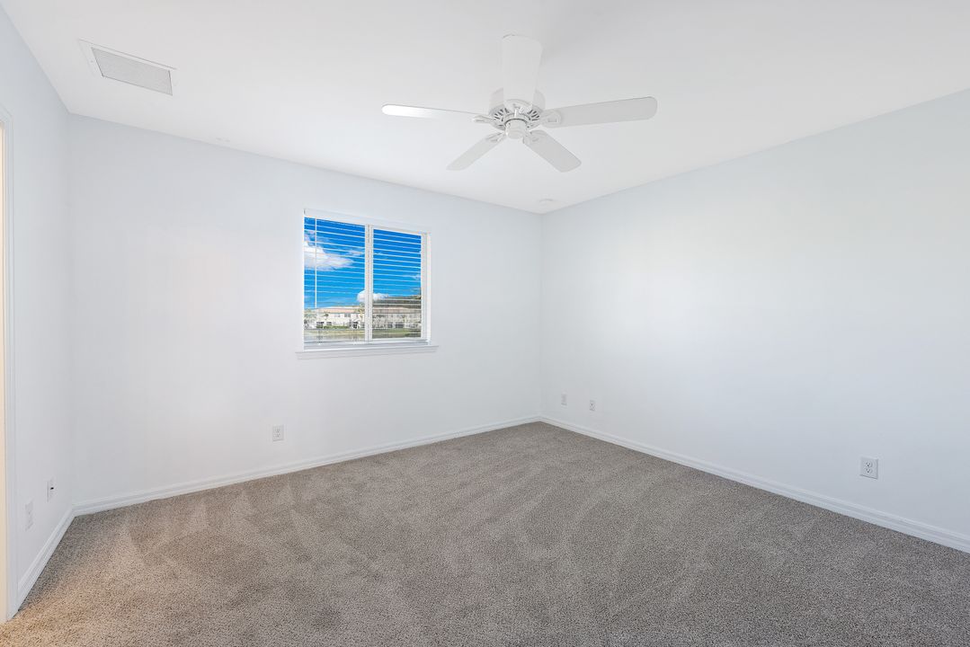 3827 Clearbrook Ln, Fort Myers, FL 33966