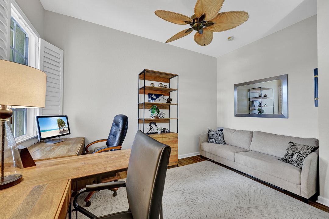 8723 Coastline Ct #202, Naples, FL 34120