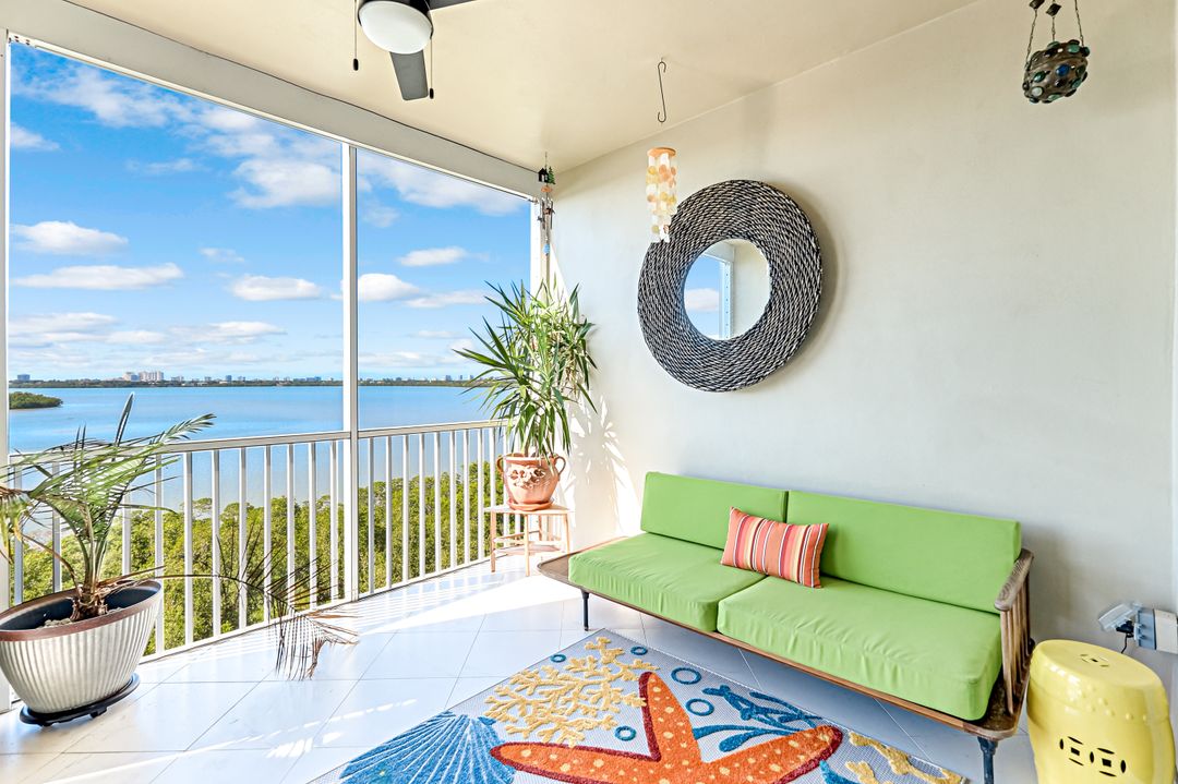 337 Vintage Bay Dr #D28, Marco Island, FL 34145