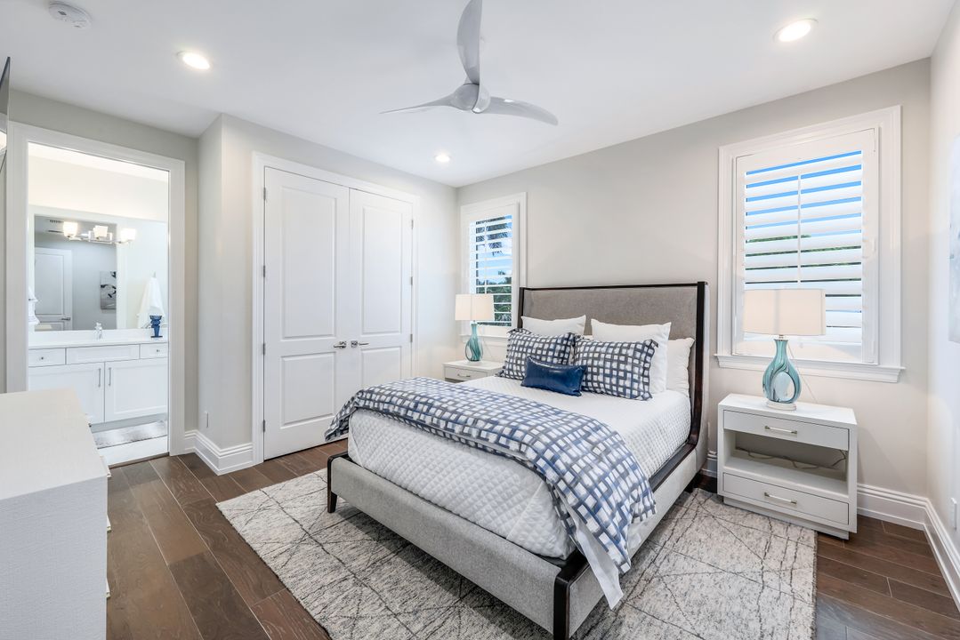 569 Neapolitan Way, Naples, FL 34103