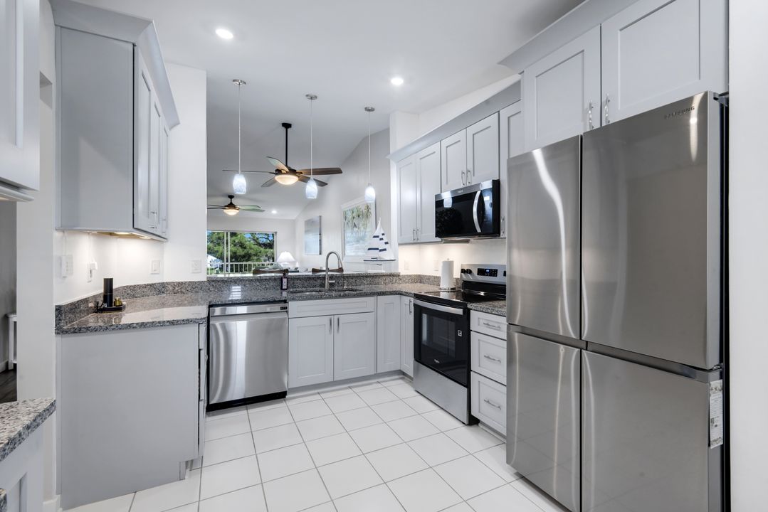 810 New Waterford Dr #203, Naples, FL 34104
