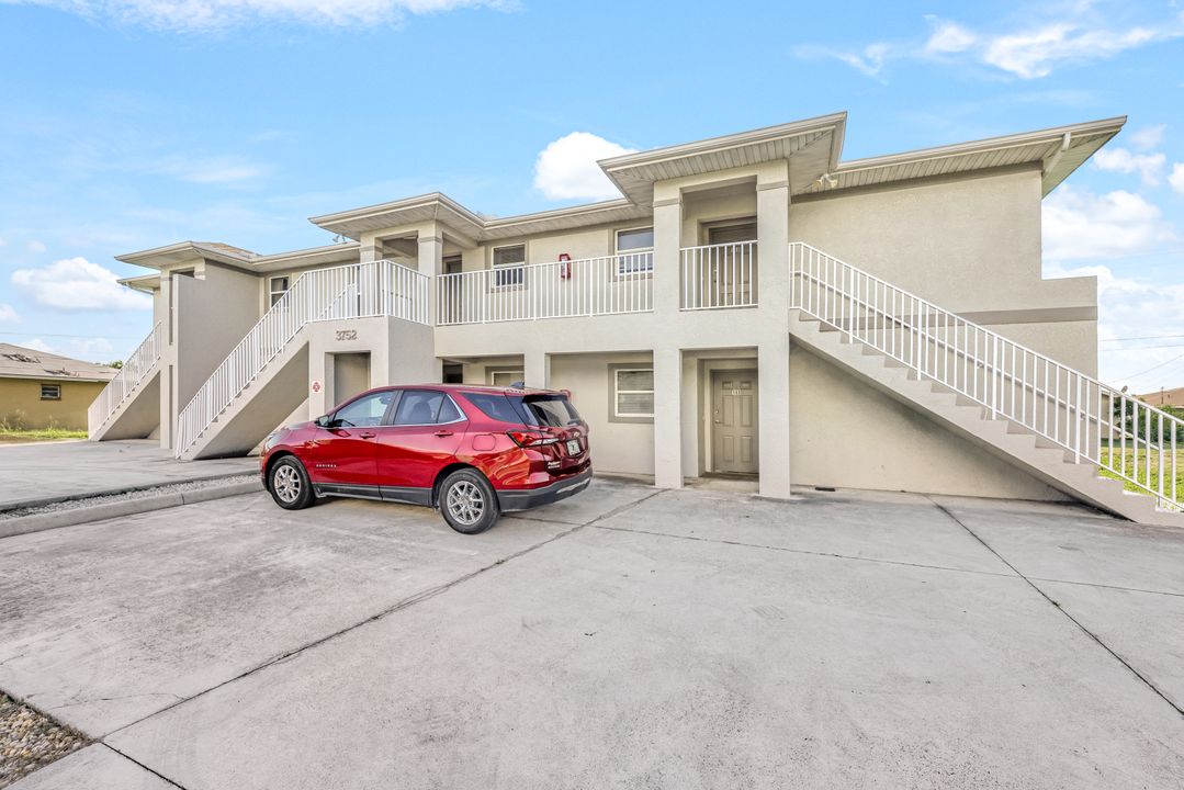 3752 Santa Barbara Blvd #202, Cape Coral, FL 33914