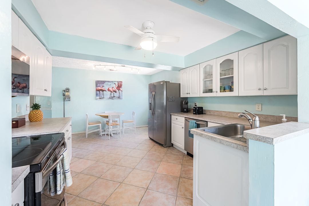 764 104th Ave N, Naples, FL 34108