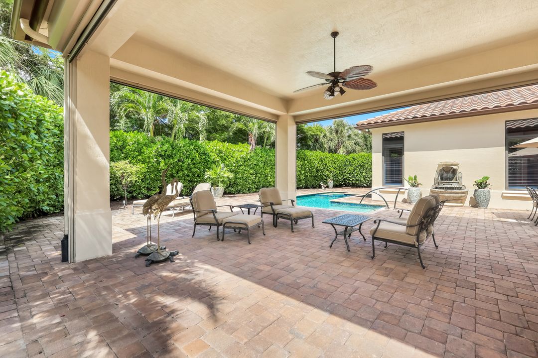 2351 Traditions Ct, Naples, FL 34105