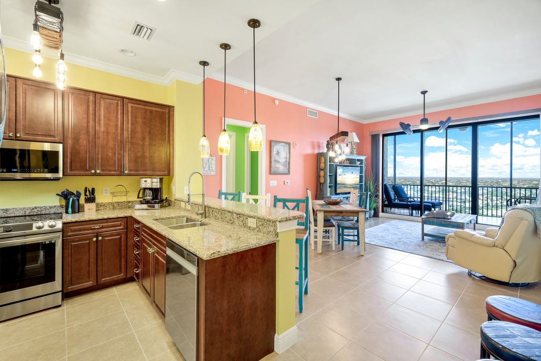 5781 Cape Harbour Dr #1406, Cape Coral, FL 33914