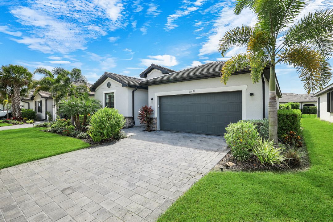 11491 Timber Creek Dr, Fort Myers, FL 33913