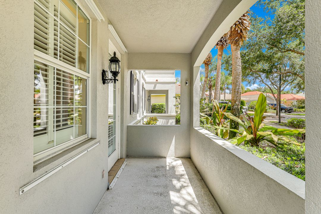 15400 Almaco Cir, Bonita Springs, FL 34135