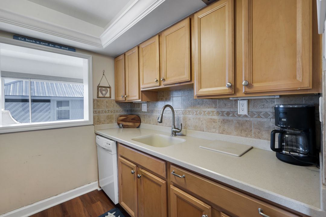 1610 Middle Gulf Dr #F5, Sanibel, FL 33957