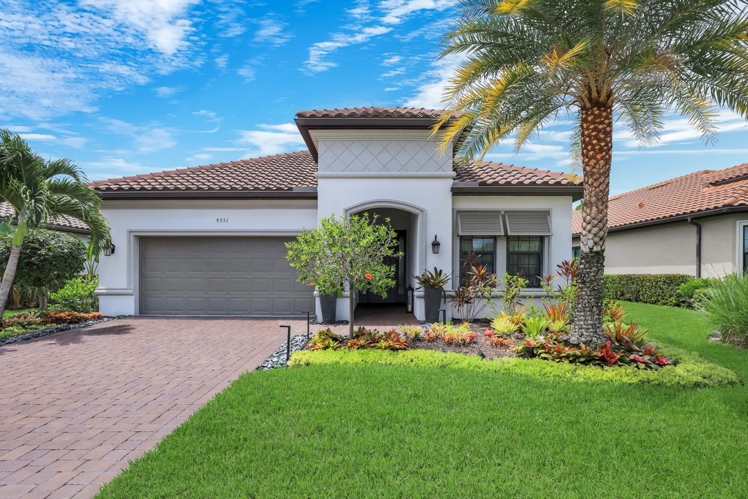 9351 Montelanico Loop, Naples, FL 34119