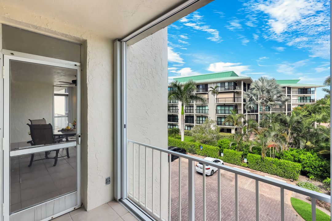 848 Collier Ct #304, Marco Island, FL 34145