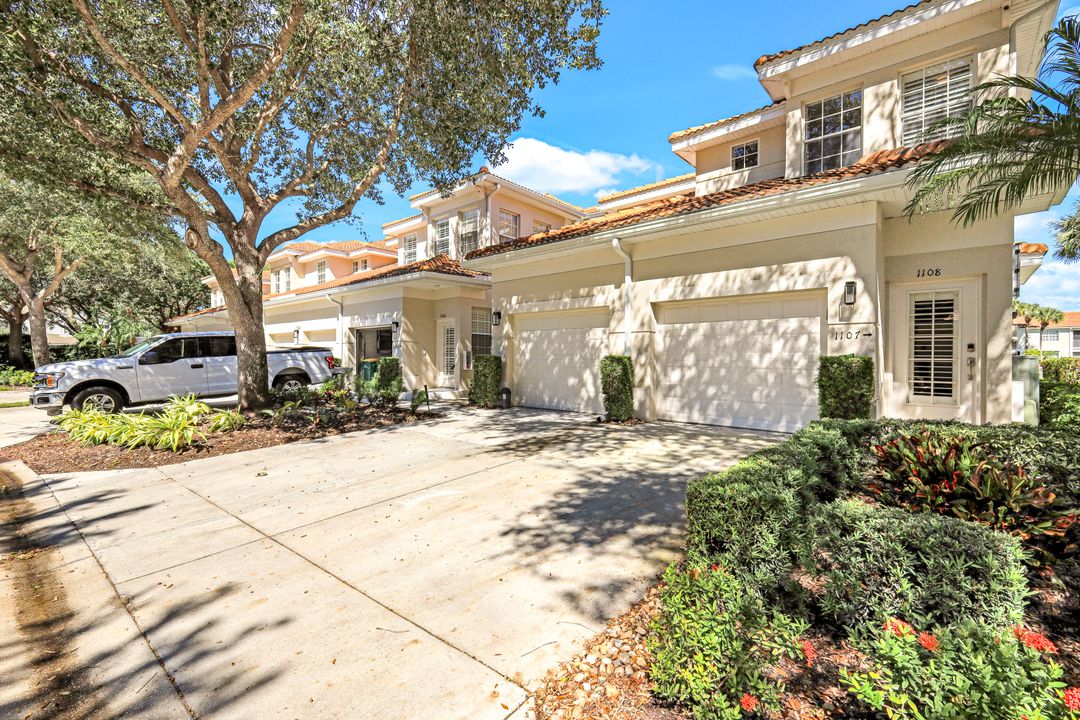 3048 Horizon Ln #1108, Naples, FL 34109