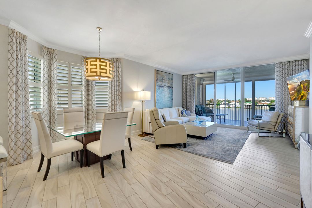 410 Flagship Dr #501, Naples, FL 34108