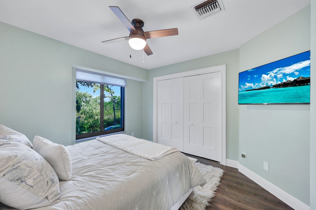 27131 Oakwood Lake Dr, Bonita Springs, FL 34134