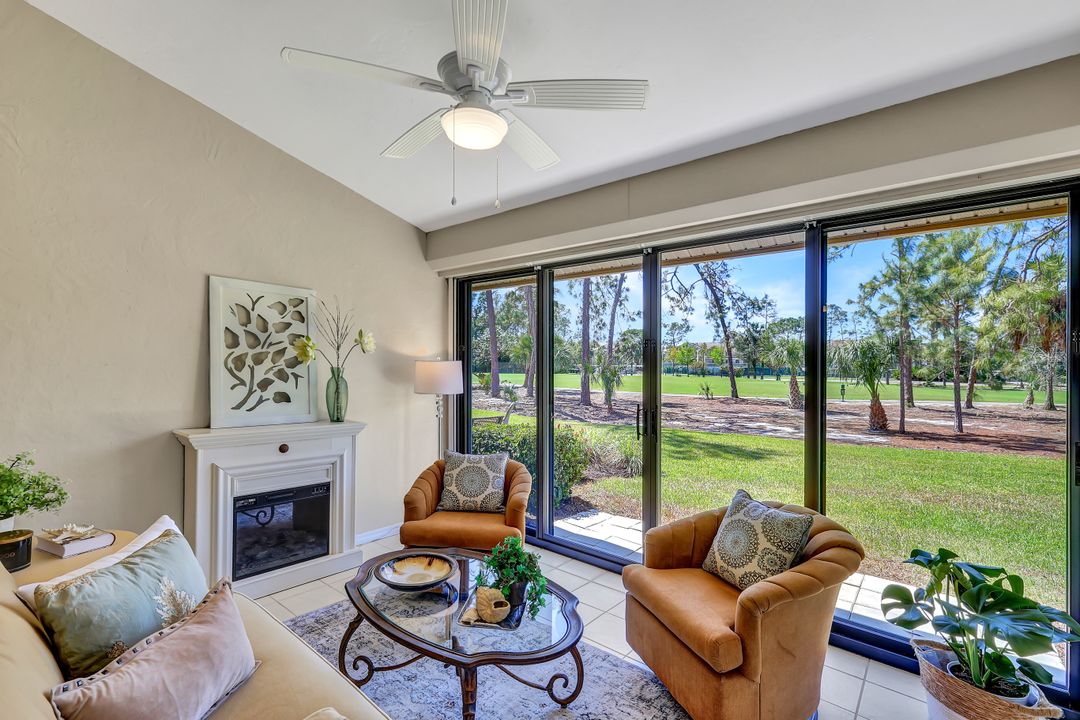 428 Kings Way, Naples, FL 34104