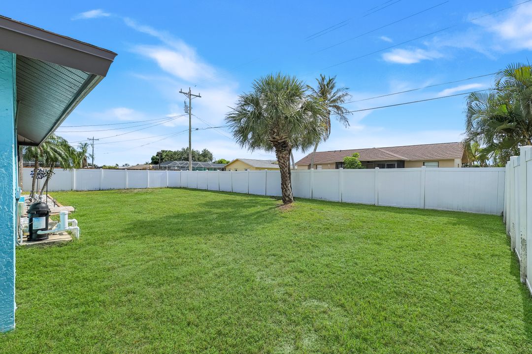 3320 SW 6th Ave, Cape Coral, FL 33914