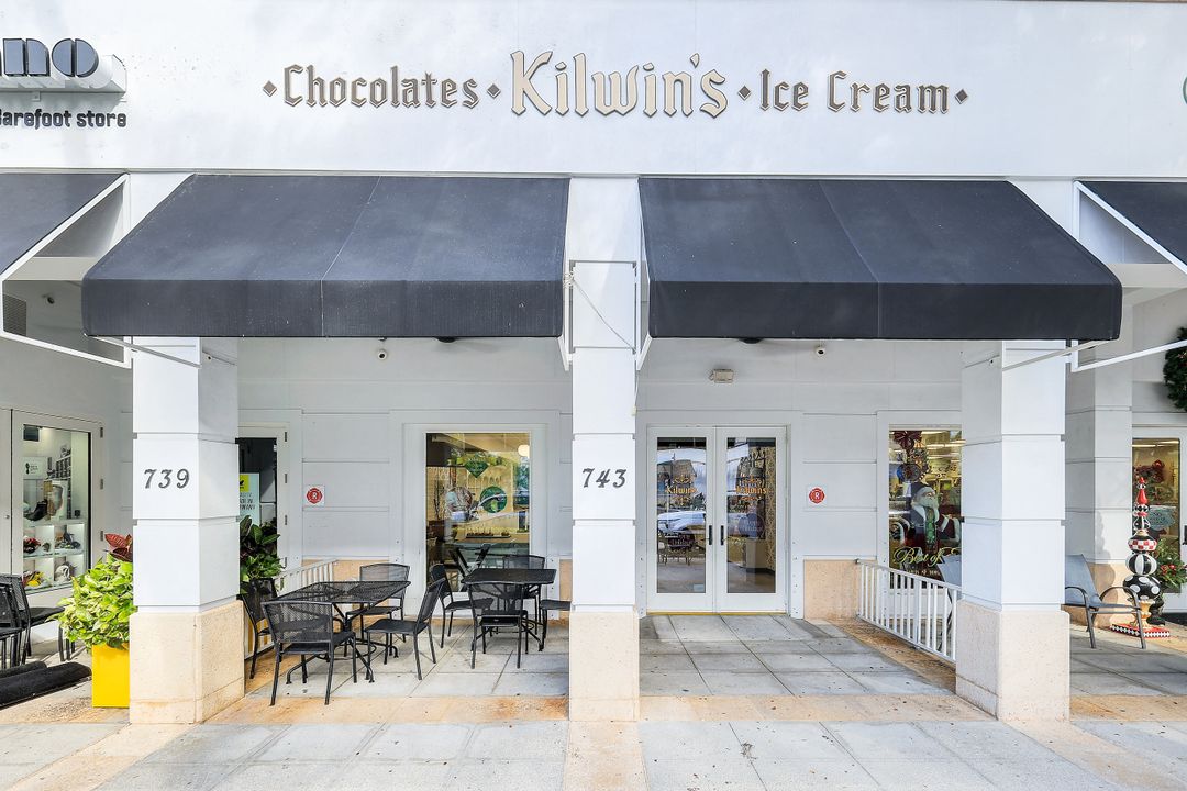 743 5th Ave S, Naples, FL 34102