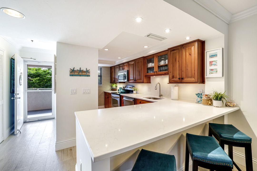 270 N Collier Blvd #304, Marco Island, FL 34145