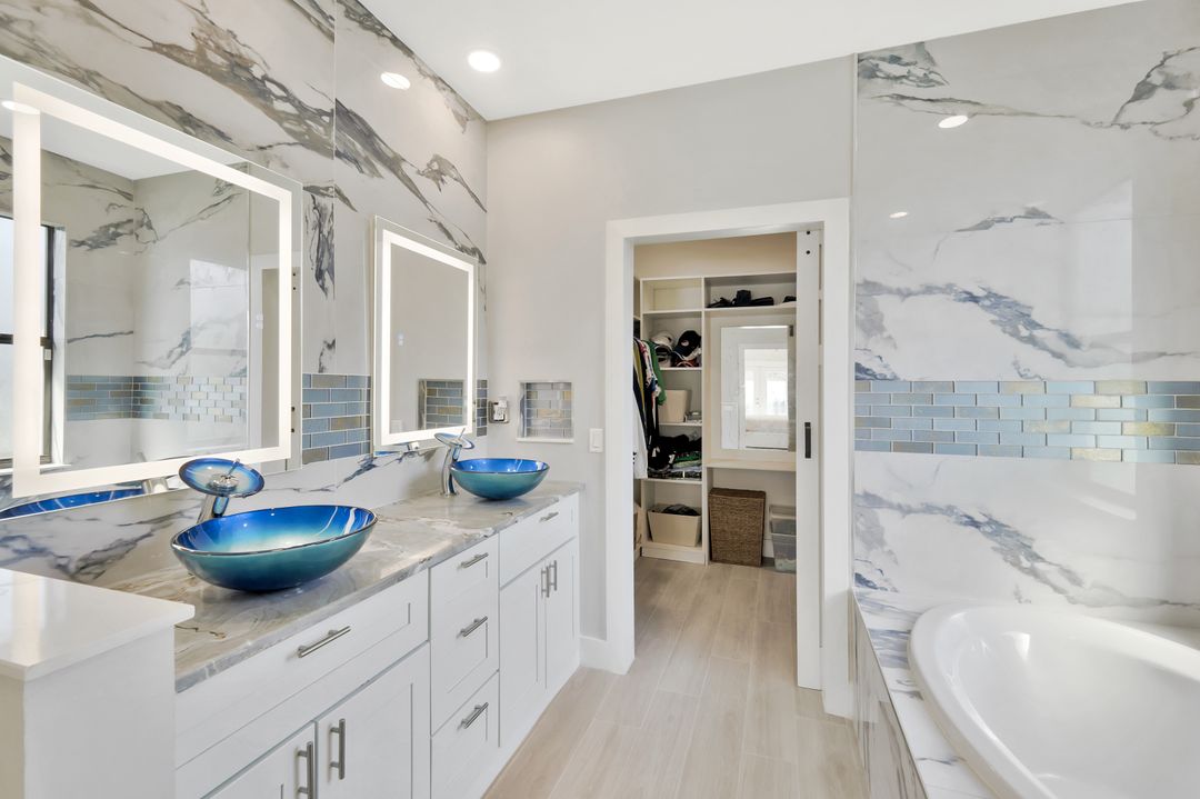 1918 SW 30th St, Cape Coral, FL 33914