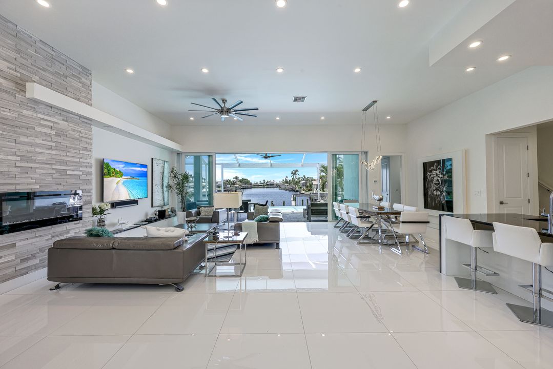 3412 SE 22nd Ave, Cape Coral, FL 33904