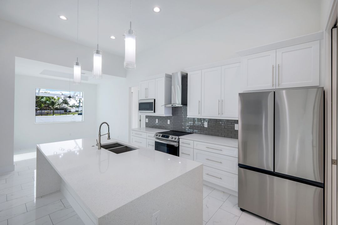 141 SW 46th Terrace, Cape Coral, FL 33914