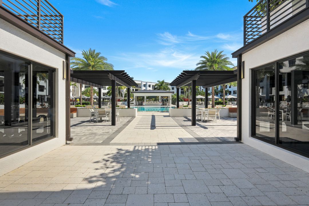 1125 Central Ave #571, Naples, FL 34102