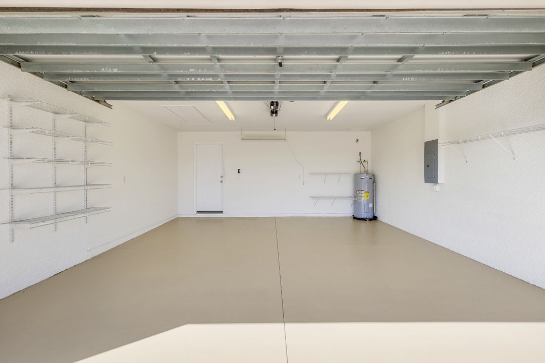 1207 NW 15th Terrace, Cape Coral, FL 33993