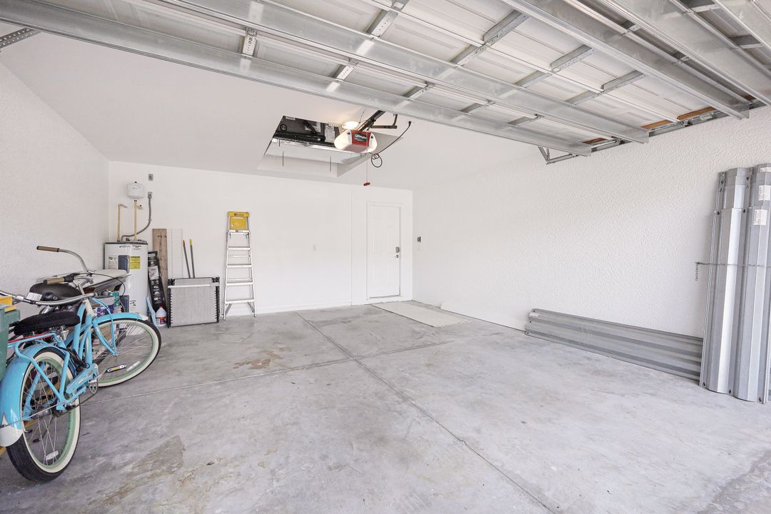 14158 Fall Creek Ct, Naples, FL 34114