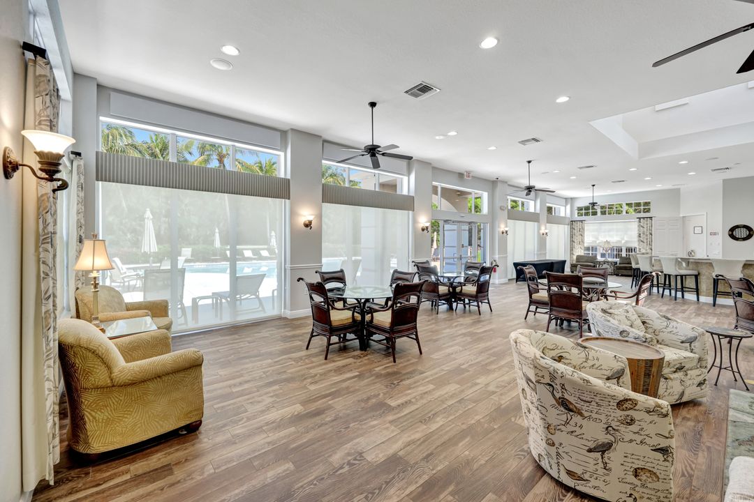 7842 Hawthorne Dr #1703, Naples, FL 34113