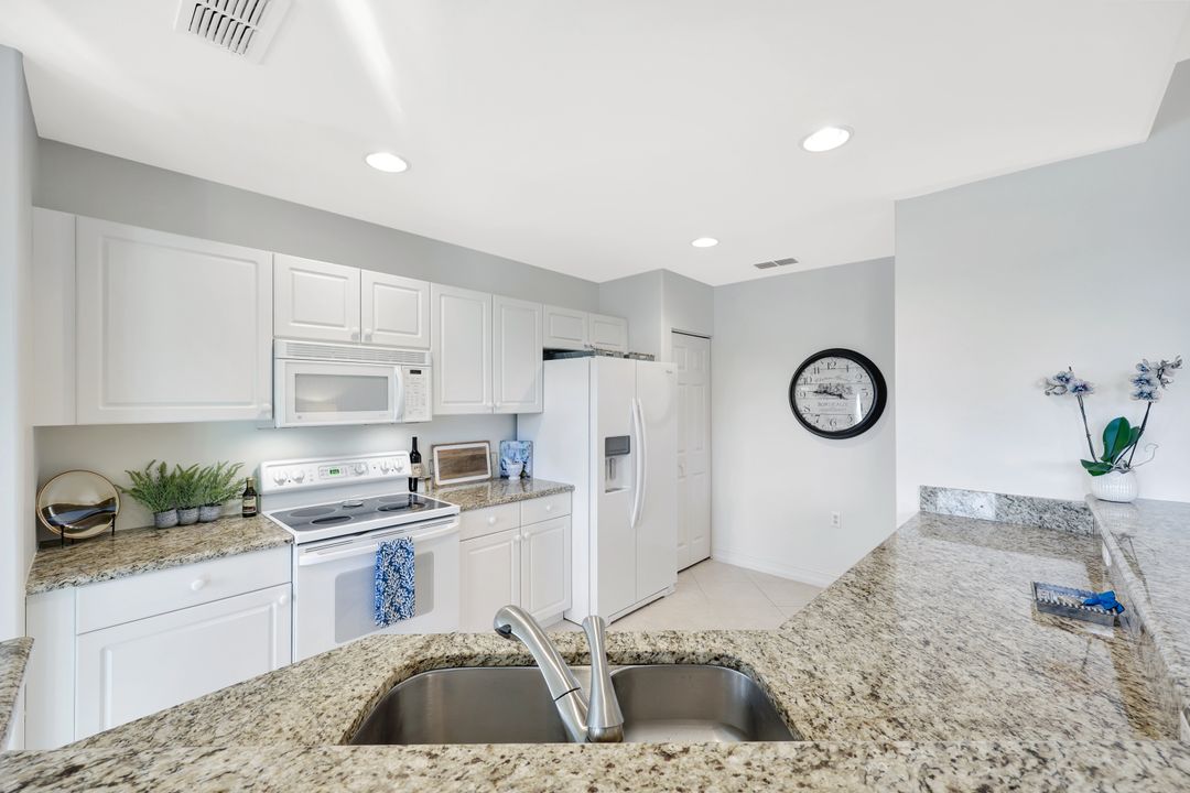 21810 Southern Hills Dr #102, Estero, FL 33928