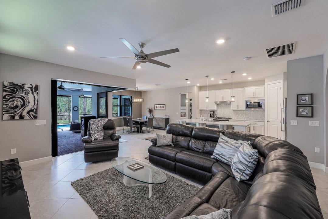 7692 Winding Cypress Dr, Naples, FL 34114