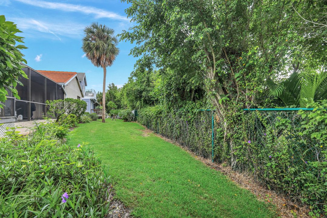 9822 Red Reef Ct, Fort Myers, FL 33919