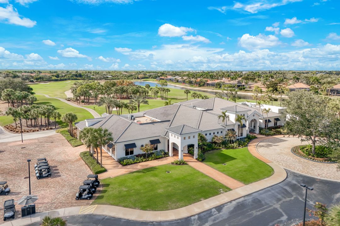 18190 Parkside Greens Dr, Fort Myers, FL 33908