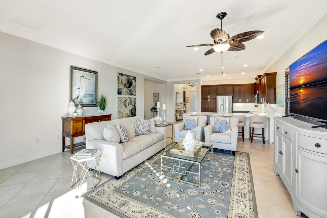 3706 Pleasant Springs Dr, Naples, FL 34119