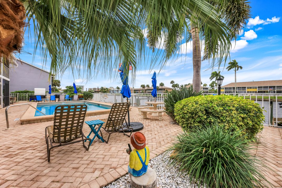 4616 SE 5th Pl #107, Cape Coral, FL 33904