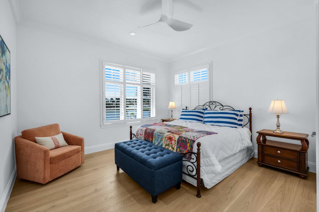 400 Springline Dr, Naples, FL 34102