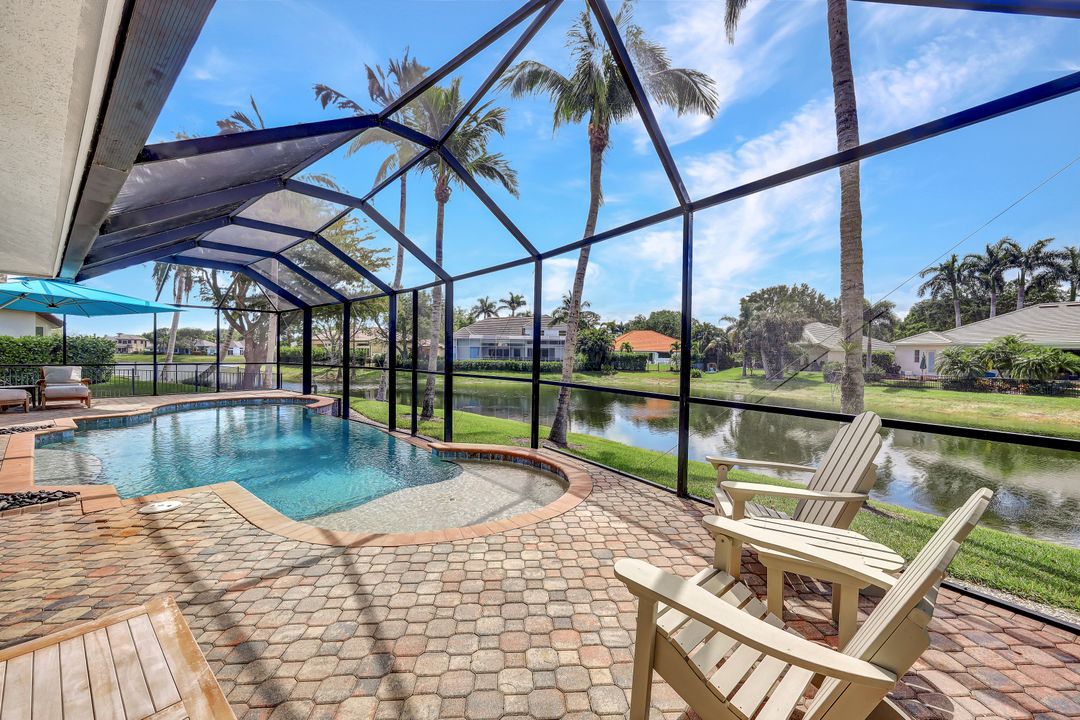 8146 Las Palmas Way, Naples, FL 34109