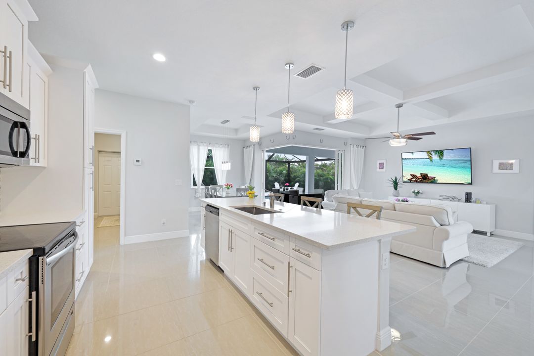 3123 SW 18th Pl, Cape Coral, FL 33914