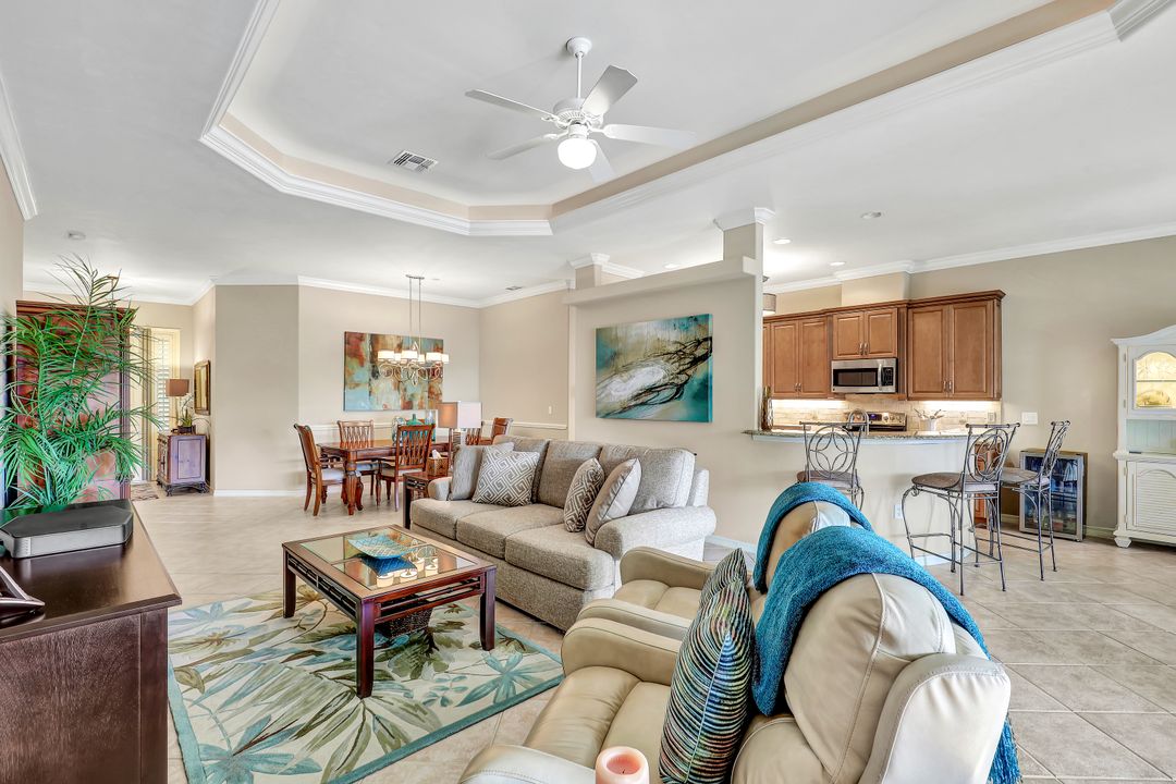 3567 Grand Cypress Dr, Naples, FL 34119