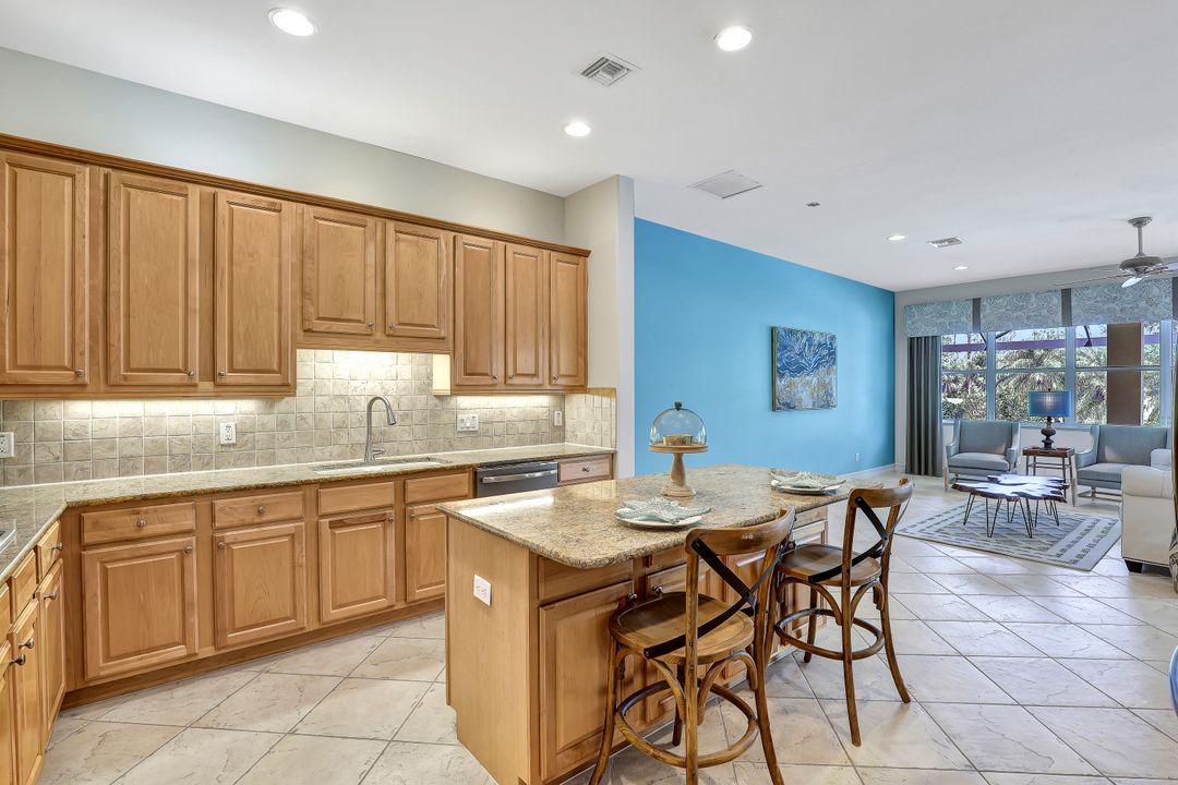 10513 Bellagio Dr, Fort Myers, FL 33913