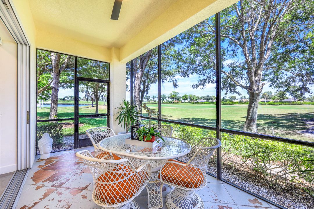 8637 Champions Point #901, Naples, FL 34113