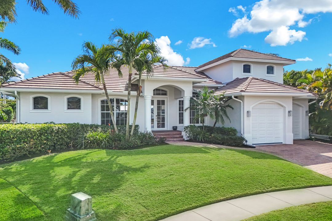 316 Waterleaf Ct, Marco Island, FL 34145