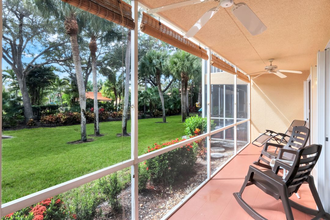 2462 Hidden Lake Dr #1, Naples, FL 34112