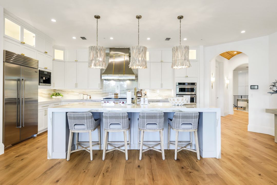 16320 Corsica Way #202, Naples, FL 34110