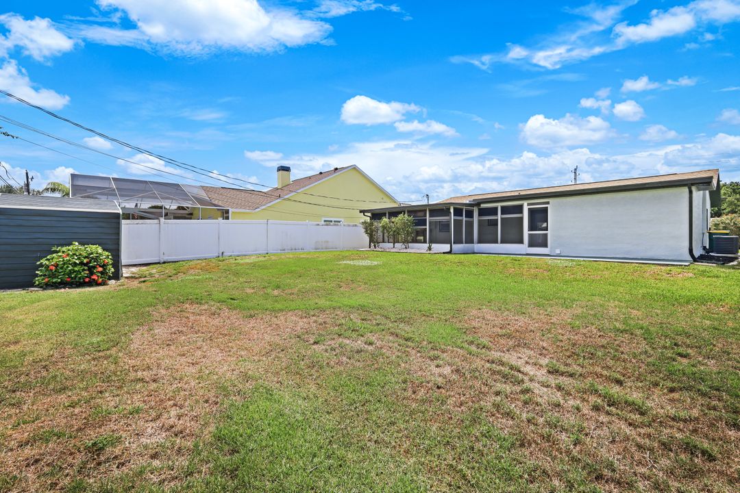 81 9th St, Bonita Springs, FL 34134
